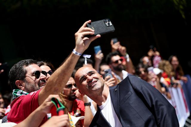 澳门新葡京娱乐城-葡萄牙队到德国 C罗准备好了 若夺冠马丁内斯还愿