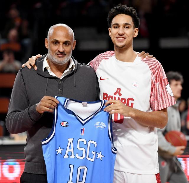 澳门新葡京-偶像杜兰特！新状元看齐文班崛起，化身新鹰王？