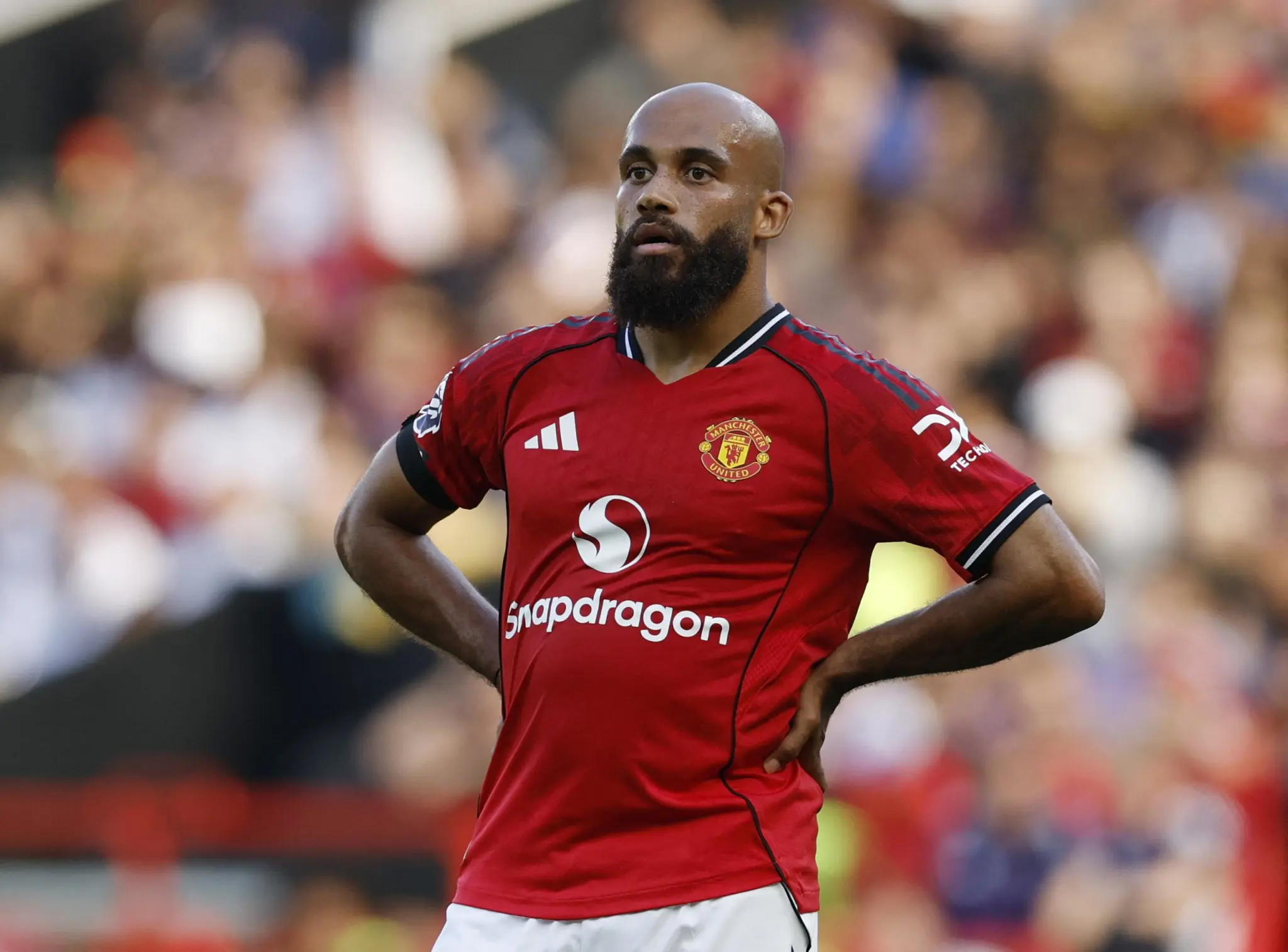 澳门新葡京娱乐城-姆伯莫vs维拉全场数据：射门2射正1，关键传球1，抢断2拦截1